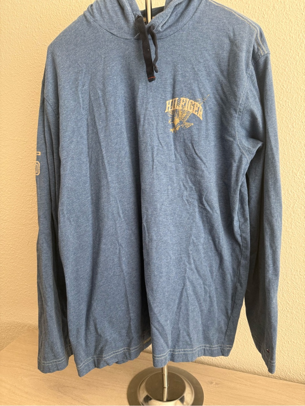 Tommy Hilfiger Heather Blue Long-Sleeve Hooded Tee with Chest Graphic